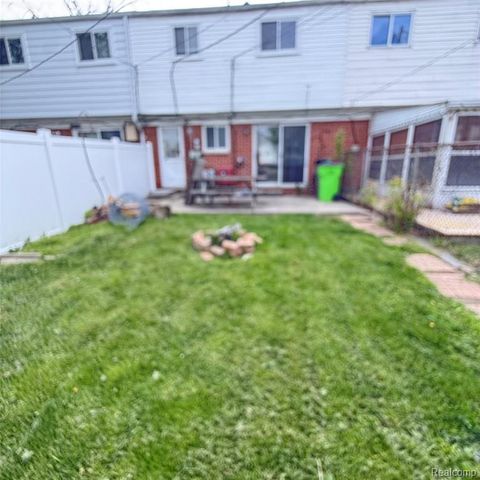 20098 Brian Court, Clinton Township, MI 48035