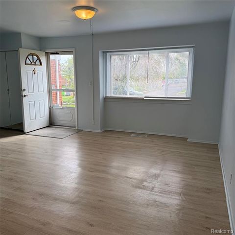 20098 Brian Court, Clinton Township, MI 48035
