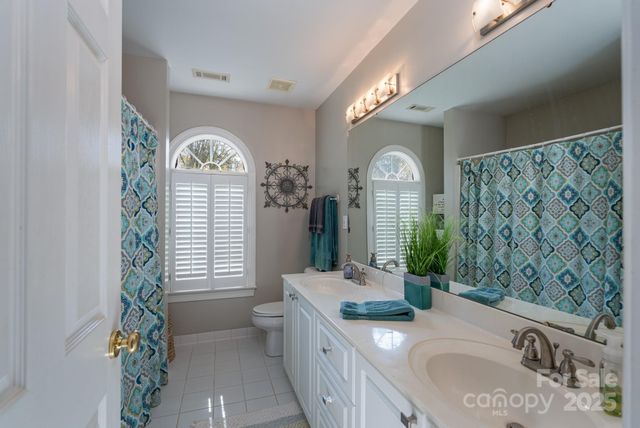 2117 Keegan Court, Matthews, NC 28104