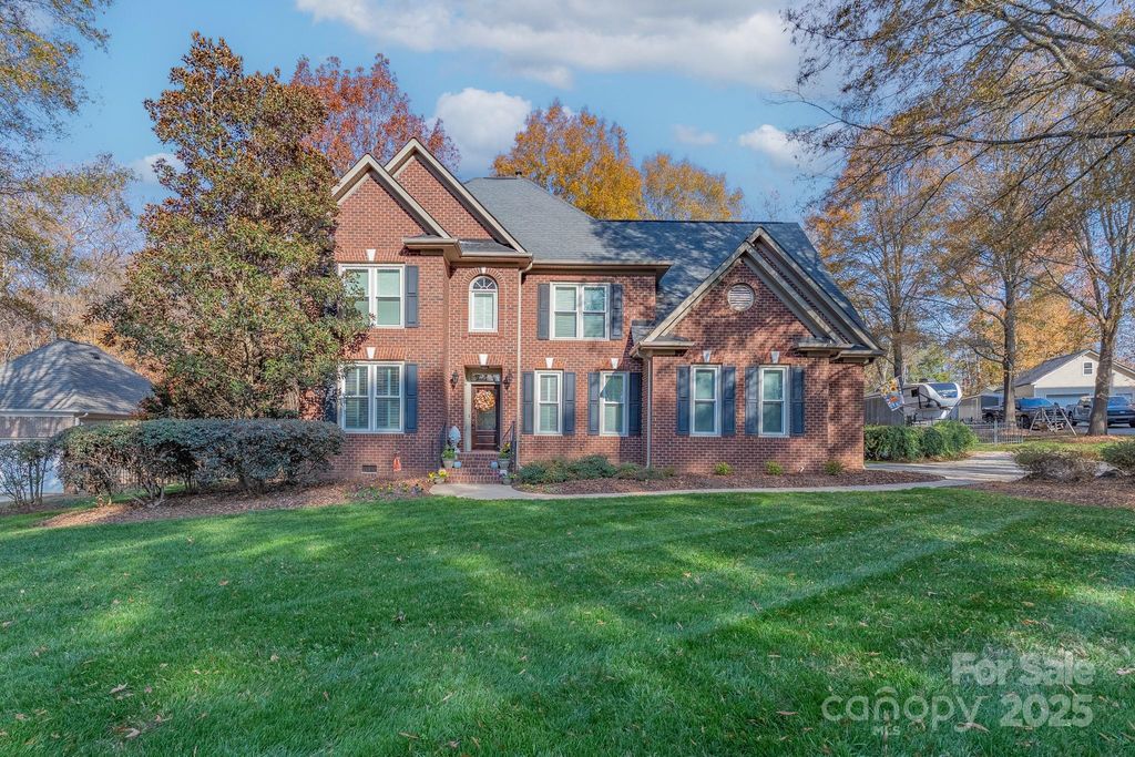2117 Keegan Court, Matthews, NC 28104