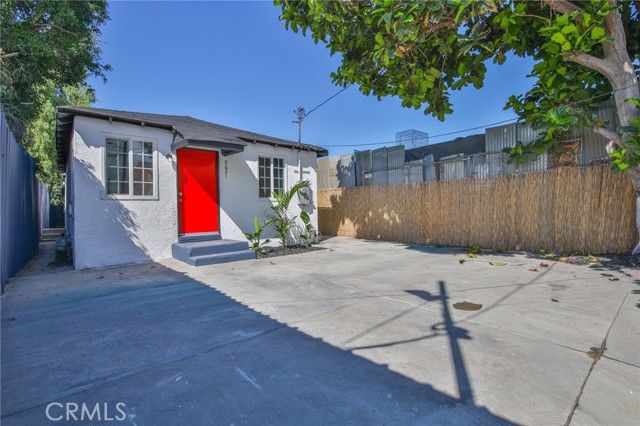 9621 Laurel, Los Angeles, CA 90002