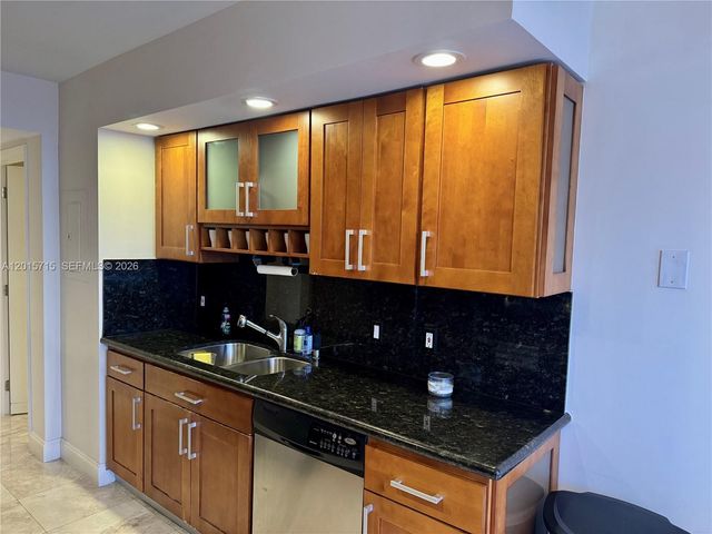 1000 Island Blvd 2512, Aventura, FL 33160