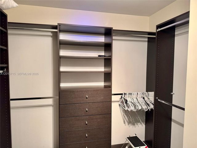 1000 Island Blvd 2512, Aventura, FL 33160