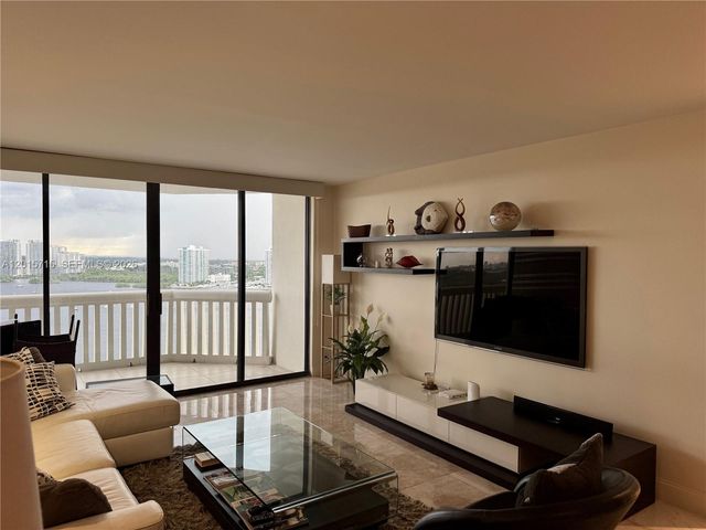 1000 Island Blvd 2512, Aventura, FL 33160