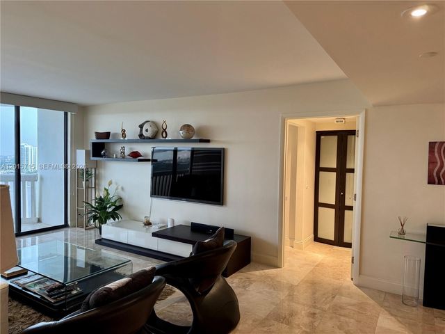 1000 Island Blvd 2512, Aventura, FL 33160
