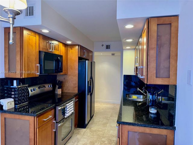 1000 Island Blvd 2512, Aventura, FL 33160
