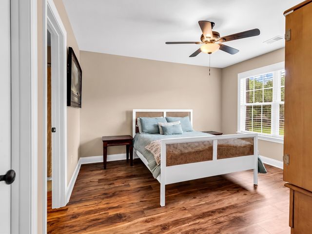 581 Bend Ave., Murrells Inlet, SC 29576