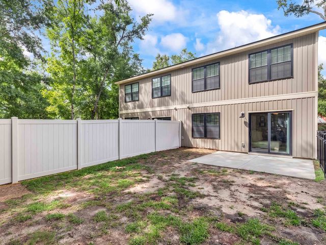 581 Bend Ave., Murrells Inlet, SC 29576