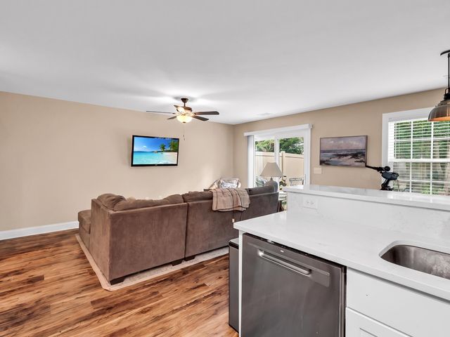 581 Bend Ave., Murrells Inlet, SC 29576