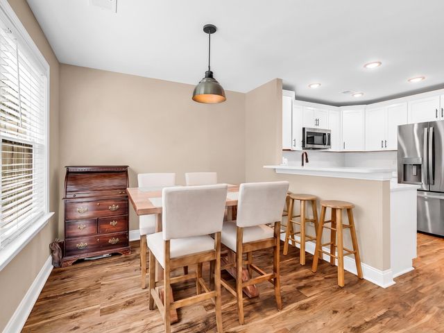 581 Bend Ave., Murrells Inlet, SC 29576