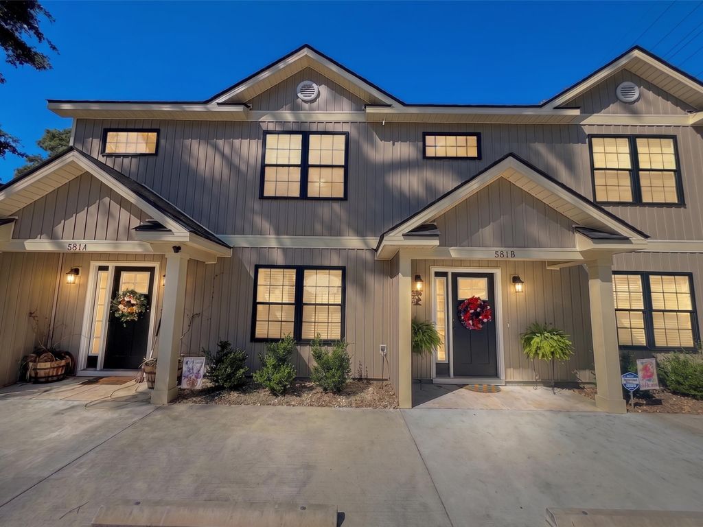 581 Bend Ave., Murrells Inlet, SC 29576