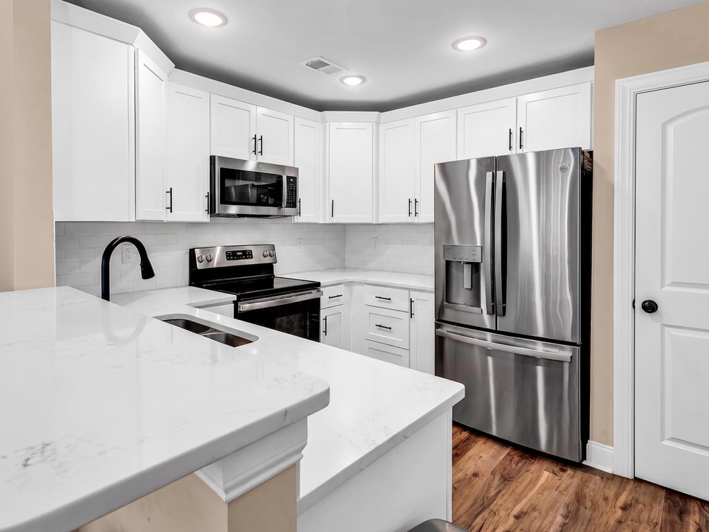 581 Bend Ave., Murrells Inlet, SC 29576 — photo 2