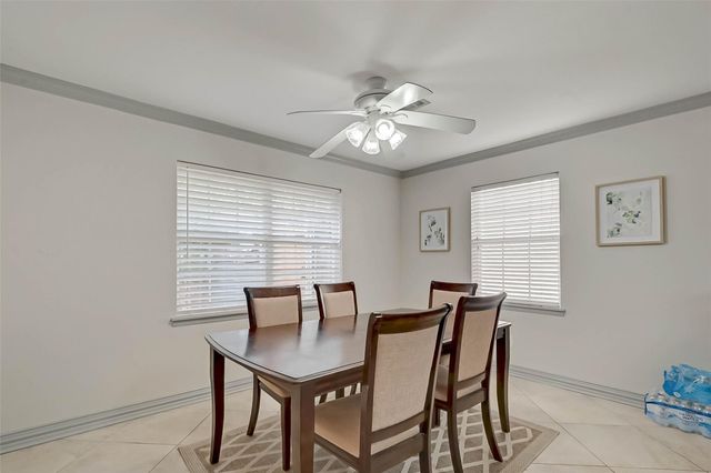 5711 Hummingbird Street, Houston, TX 77096