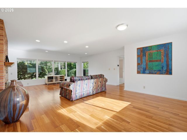 8620 Sw 80TH Ave, Portland, OR 97223