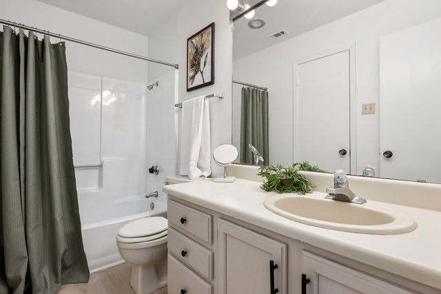 1401 Brazos Drive, Mesquite, TX 75150