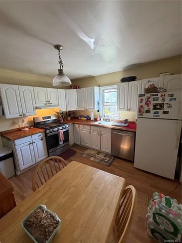 61 Pleasant Drive, Carmel, NY 10512
