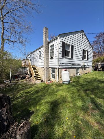 61 Pleasant Drive, Carmel, NY 10512