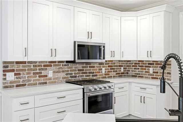 1727 Green Farm Court, Dacula, GA 30019
