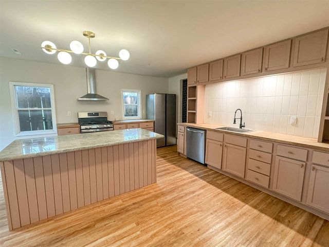 117 Lovell Street, Schoolcraft, MI 49087