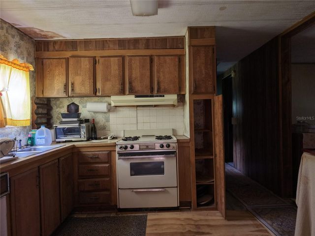 18440 AMITYVILLE DR, Orlando, FL 32820