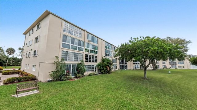 4025 Farnham O 4025 4025, Deerfield Beach, FL 33442