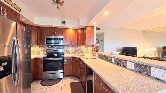 4025 Farnham O 4025 4025, Deerfield Beach, FL 33442