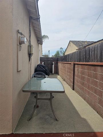 3756 Faust Avenue, Long Beach, CA 90808