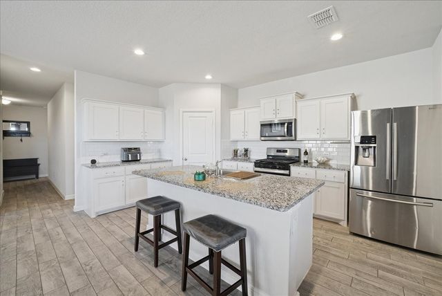 105 Driftoak Drive, Boyd, TX 76023