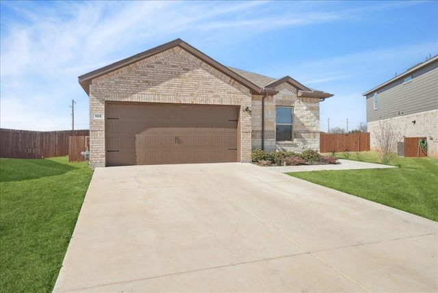 105 Driftoak Drive, Boyd, TX 76023