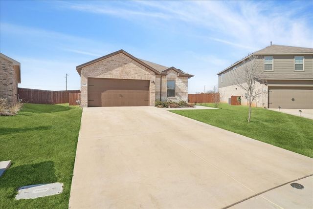 105 Driftoak Drive, Boyd, TX 76023