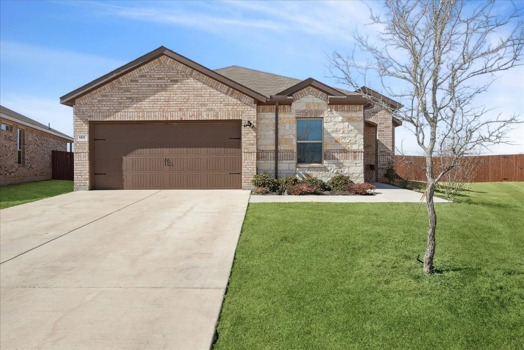 105 Driftoak Drive, Boyd, TX 76023