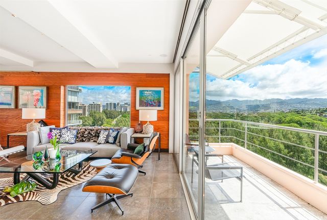 2979 Kalakaua Avenue 904, Honolulu, HI 96815