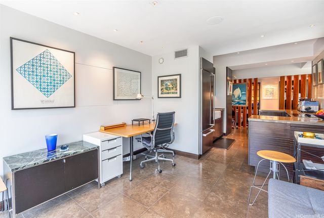 2979 Kalakaua Avenue 904, Honolulu, HI 96815
