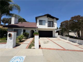 27589 Elder View Drive, Valencia, CA 91354