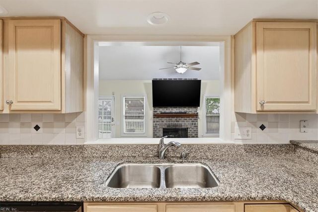 3713 Gumwood CT, Virginia Beach, VA 23456