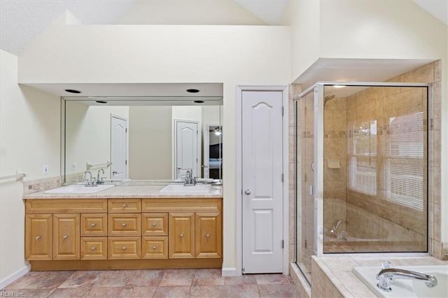 3713 Gumwood CT, Virginia Beach, VA 23456