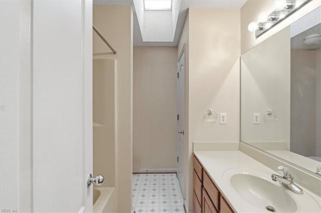 3713 Gumwood CT, Virginia Beach, VA 23456