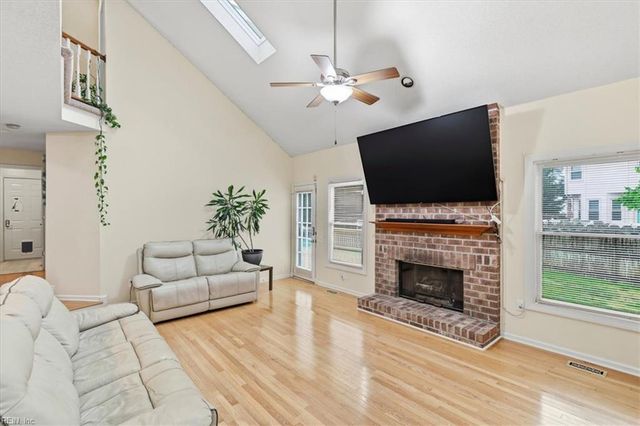 3713 Gumwood CT, Virginia Beach, VA 23456