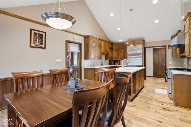 6118 Deerwood Drive, Greenwood, IN 46143