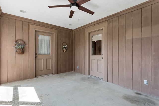 6118 Deerwood Drive, Greenwood, IN 46143