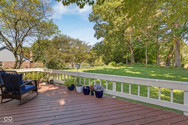 6118 Deerwood Drive, Greenwood, IN 46143