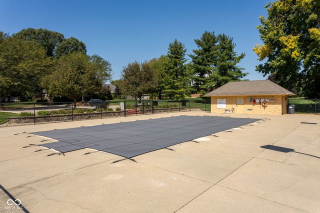 6118 Deerwood Drive, Greenwood, IN 46143