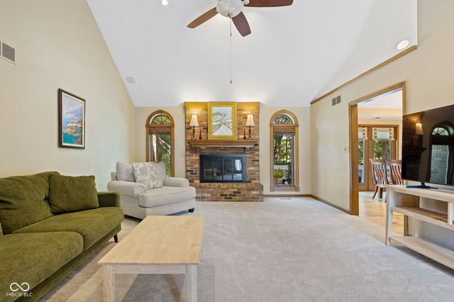 6118 Deerwood Drive, Greenwood, IN 46143