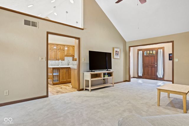 6118 Deerwood Drive, Greenwood, IN 46143