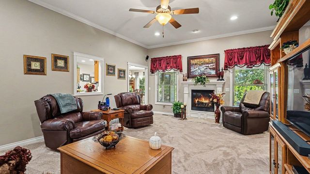 3117 Gaslight Drive 18, Bay City, MI 48706