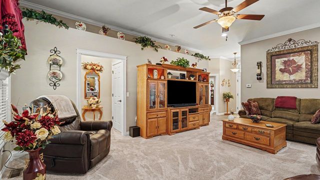3117 Gaslight Drive 18, Bay City, MI 48706