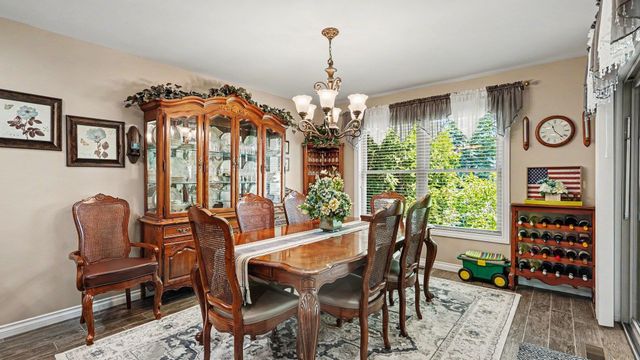 3117 Gaslight Drive 18, Bay City, MI 48706