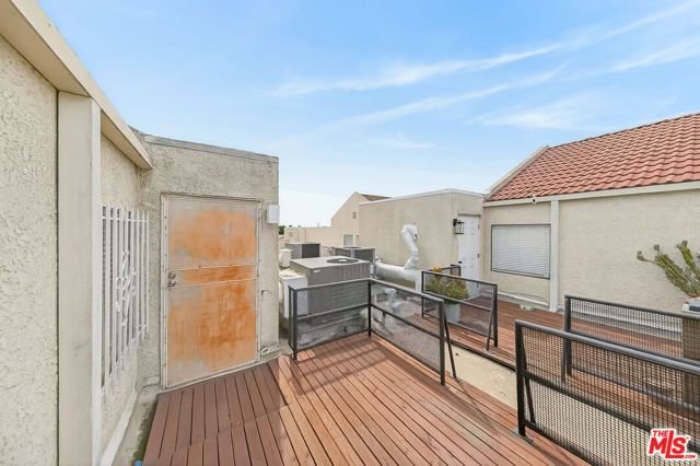 1118 Valencia Street 310, Los Angeles, CA 90015