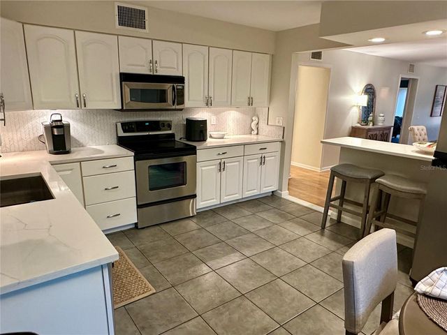 8626 54TH AVENUE W 29, Bradenton, FL 34210