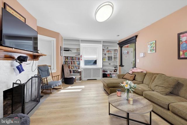 24 W STEWART AVE, Lansdowne, PA 19050